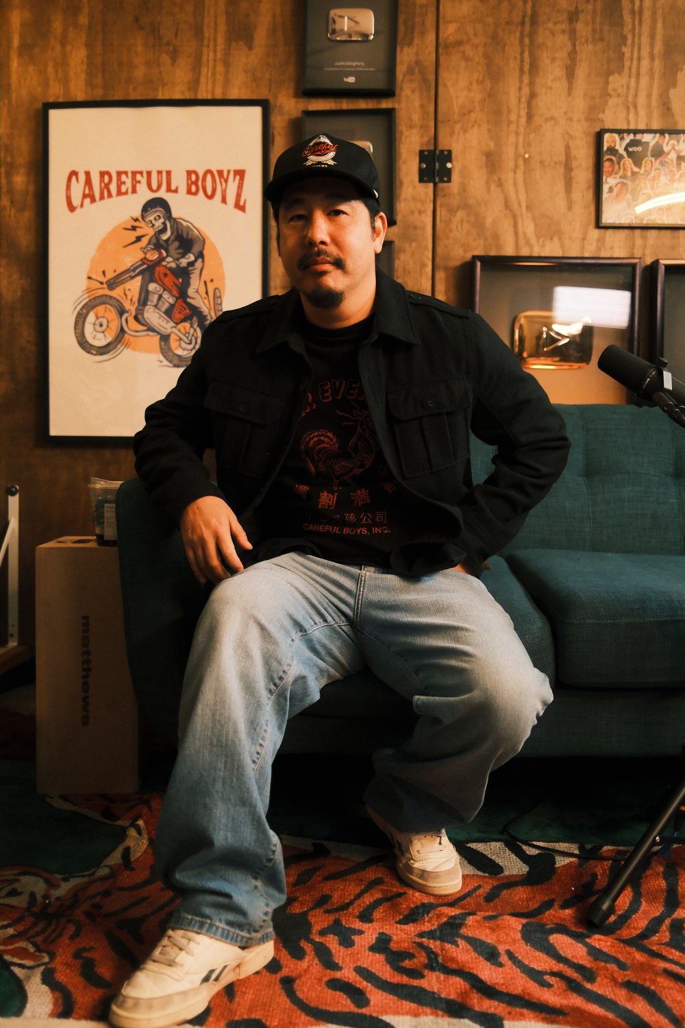 Joe Jitsukawa (Joe Jo) on the JK News set